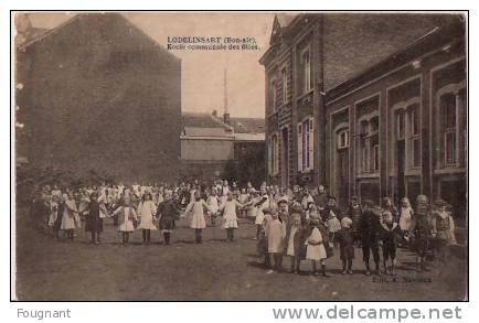 BELGIQUE:LODELINSART:(Hainaut):(Bon-Air.)Ecole Communale Des Filles.1919.Très Animée. - Autres & Non Classés