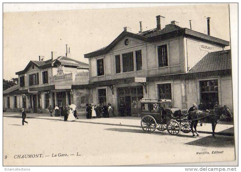 Chaumont  52     La Gare  Extérieure Attelage  Calèche - Chaumont