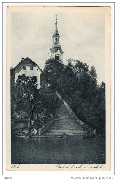 EUROPE SLOVENIA BLED APPROACH TO THE CHURCH ON THE ISLAND OLD POSTCARD - Slovenia