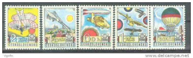 CSR 1977-2396-400 CZECHOSLOVAKAI, 5v, MNH - Unused Stamps