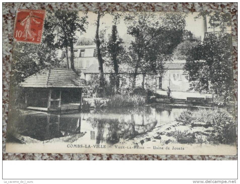 CPA Carte Postale, Seine-et-Marne 77, Combs-la-Ville, Vaux La Reine, Usine De Jouets, Animée - Combs La Ville