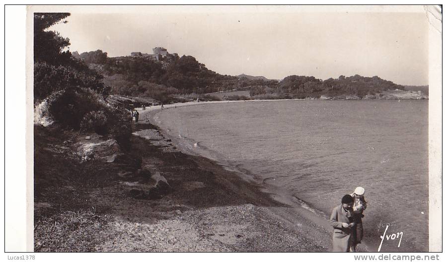 83 / PORQUEROLLES / LA GRANDE PLAGE / JOLIE CPSM 1938 - Porquerolles