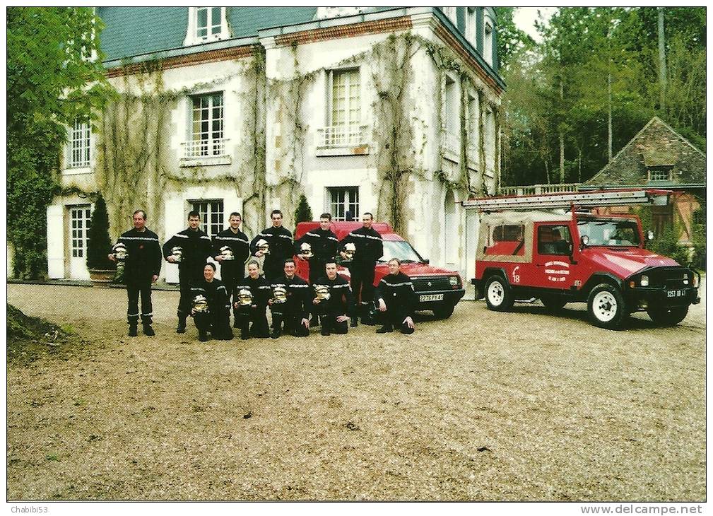 41 - Les Sapeurs-pompiers Du Centre D´Intervention De Landes-le-Gaulois Au Château De St Martin Le 23/04/2005 - Firemen