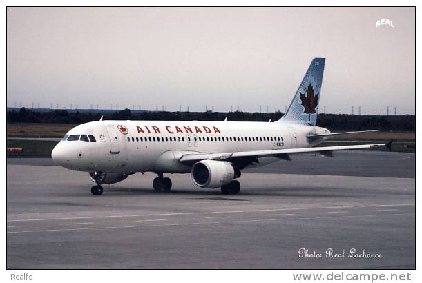 Air Canada Airbus A-320 In Ottawa Airport, Ontario, Canada - 1946-....: Moderne