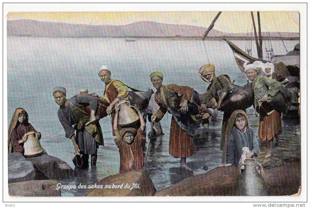 AFRICA EGYPT SAKAS GROUPS ALONG THE NILE RIVER OLD POSTCARD - Other & Unclassified