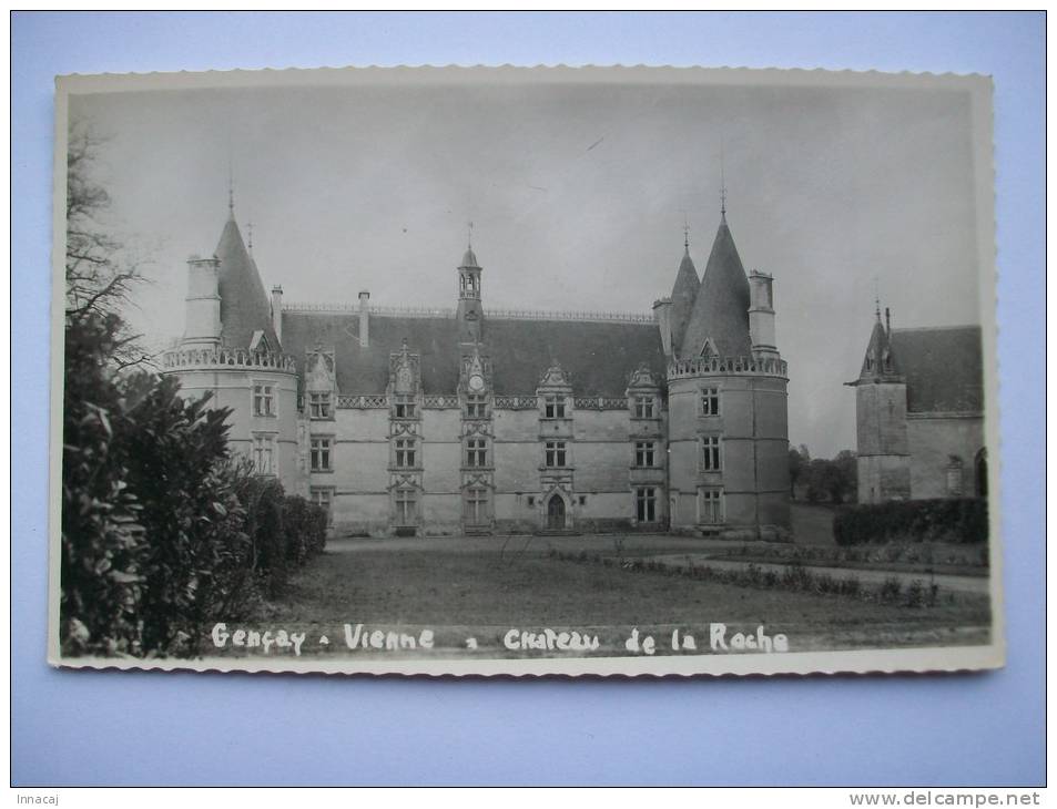 Ma Réf: 63-14-39.     GENCAY        Château De La Roche.   ( Glacée )    ( Carte Photo ). - Gencay