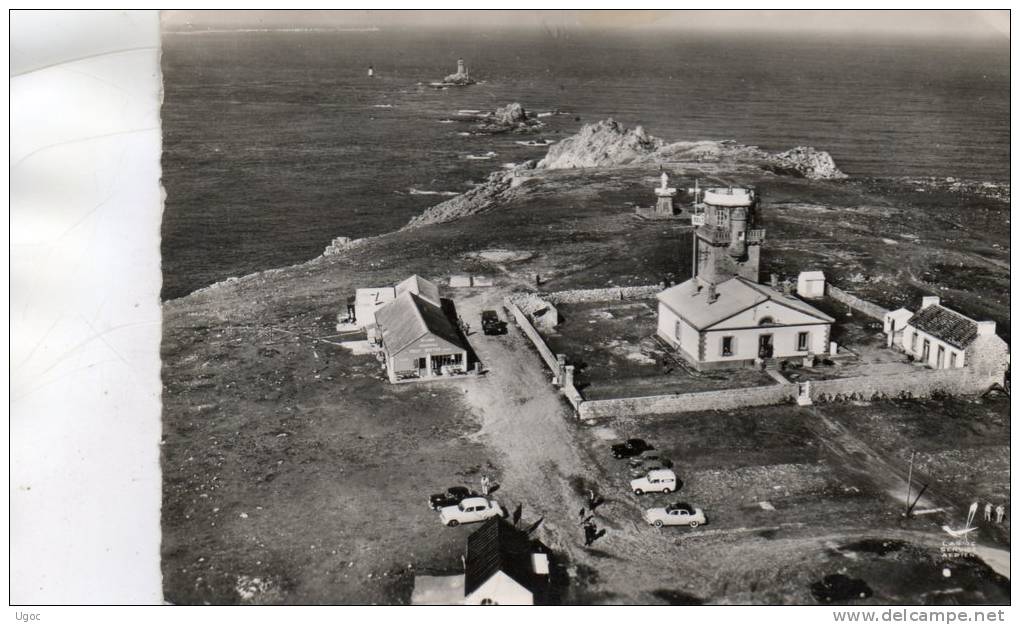 - CPSM - 29 - LA POINTE DU RAZ - Le Sémaphore - 541 - La Pointe Du Raz