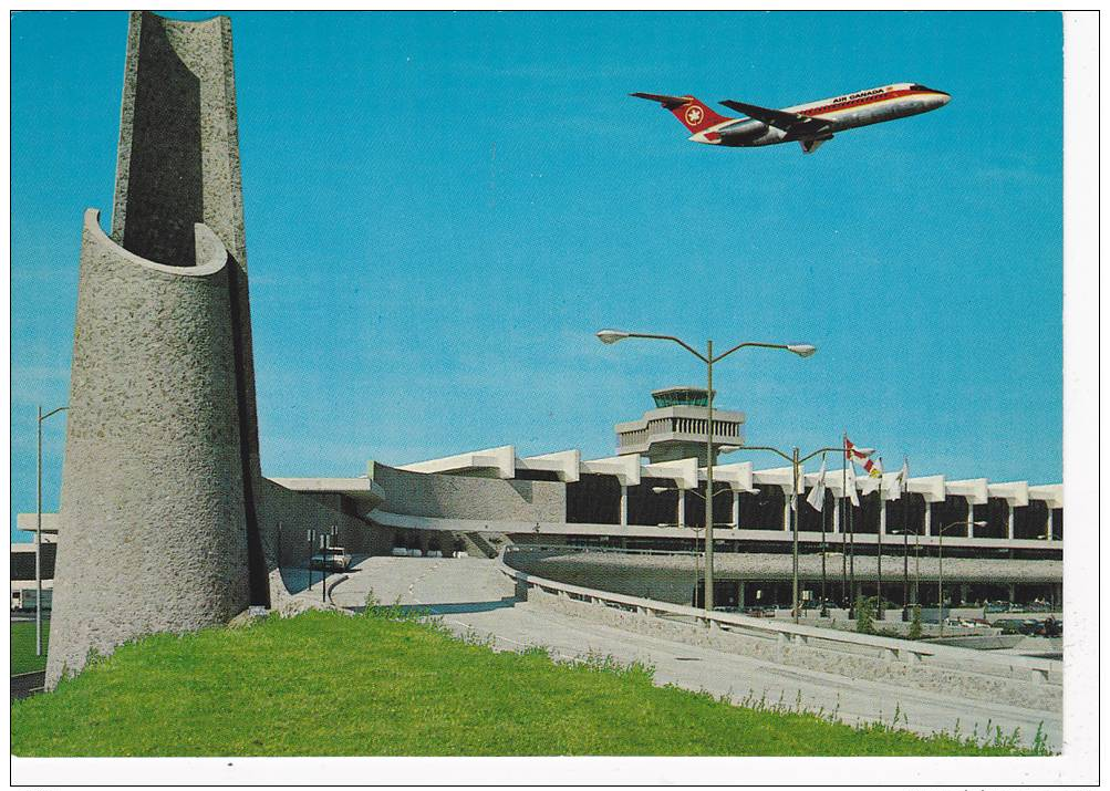 Exterior View Of Airport, Plane, Vancouver International Airport, Vancouver, British Columbia, Canada, 50-70´s - Vancouver