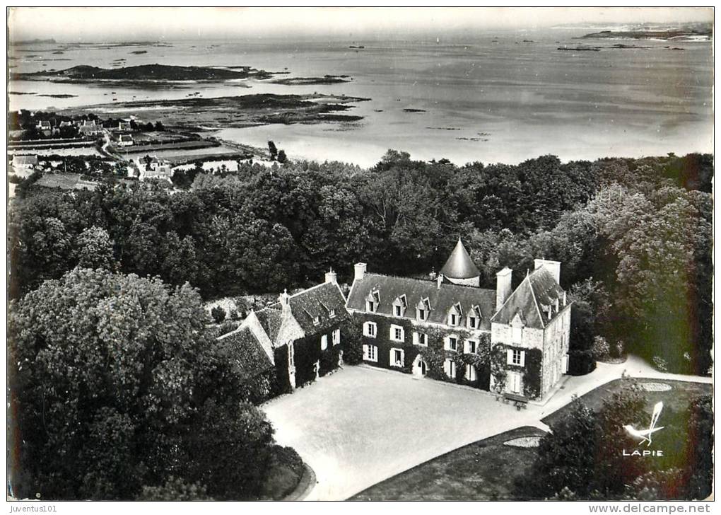 CPSM Plougrescant-Château E Kergrech Et L'ile Loaven  L1176 - Plougrescant