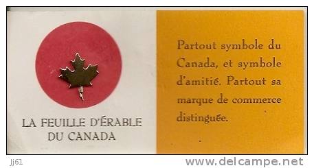 CANADA BROCHE FEUILLE D´ERABLE SUR SON  SUPPORT PAPIER D´ORIGINE ANNEE 50/60 - Autres & Non Classés