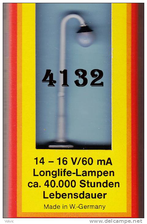 - BUSCH - Lampadaire - HO Ou 1/87° - Réf 4132 - Alimentación & Accesorios Eléctricos