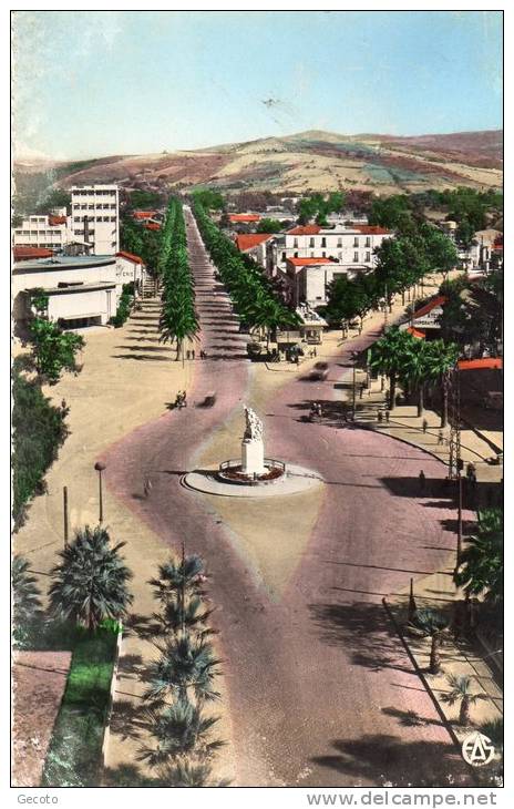 Philippeville : Les Allèes Barrot - Monument Du 3ème Zouaves - Skikda (Philippeville)