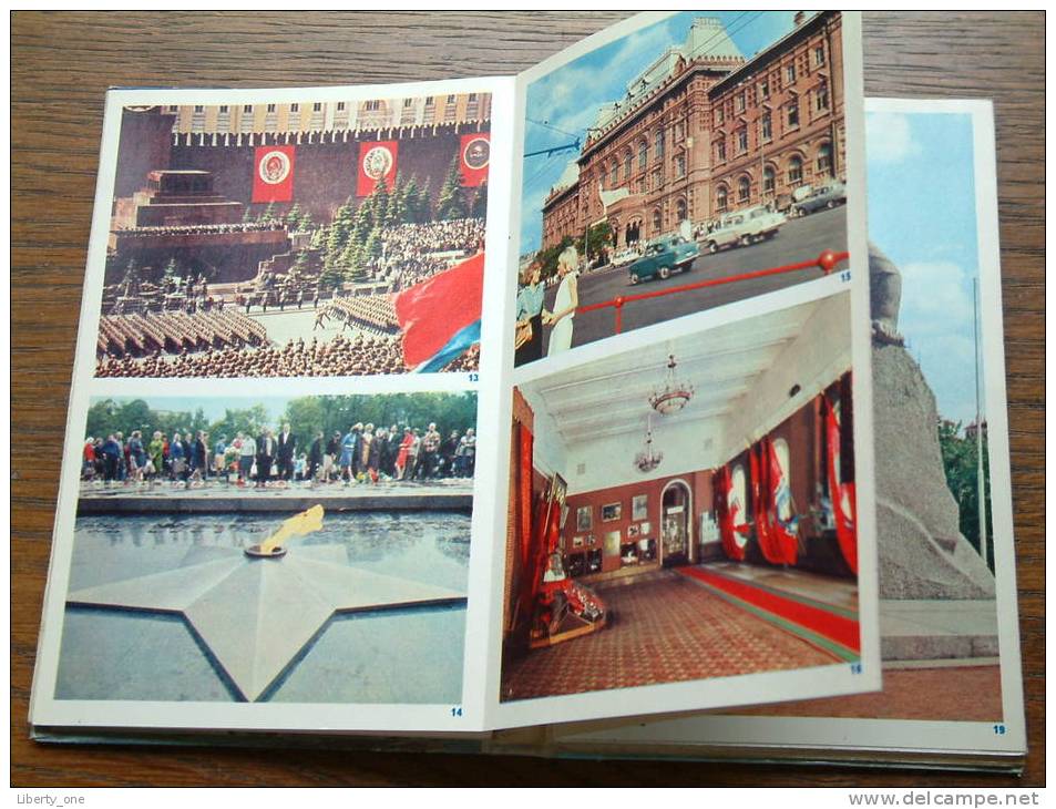 MOSCOW / MOSCOU / MOSKAU / MOSCU - CARNET Color Prenten ( Carnet 16,5 x 11 cm. - zie foto´s voor details ) !!