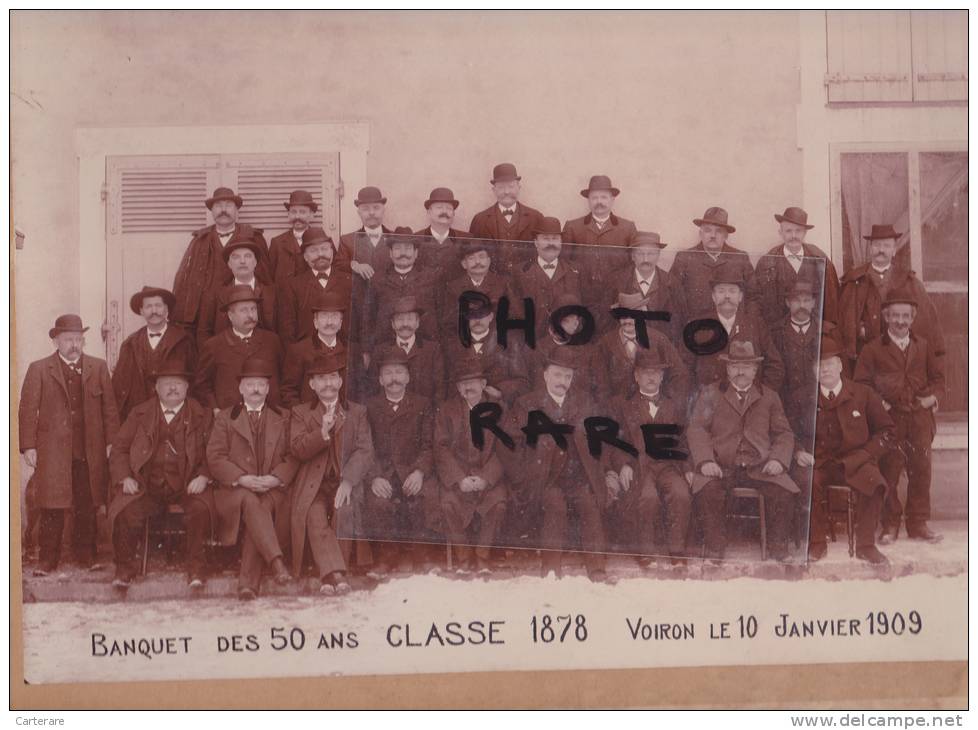 CONSCRIT,CONSRITS, VOIRON,ISERE,BANQUET DES 50 ANS,CLASSE 1878,10 JANVIER 1909,PHOTO TRES ANCIENNE JOURDAN,PRES GRENOBLE - Lieux