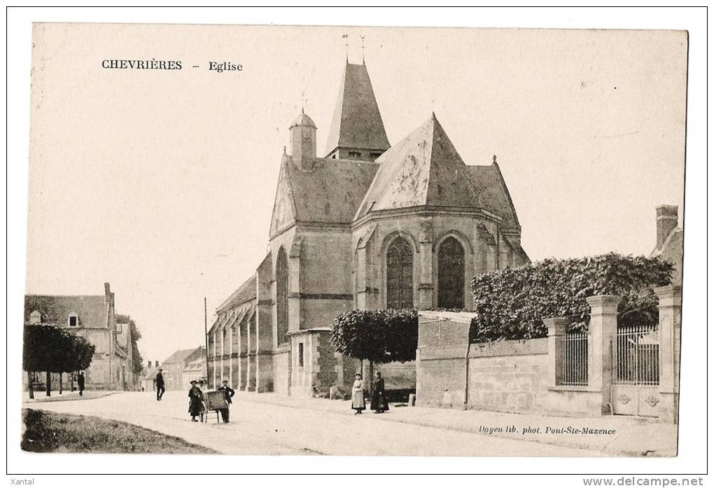 CHEVRIERES - Eglise - Rue Animée - Carte Vierge - Autres & Non Classés