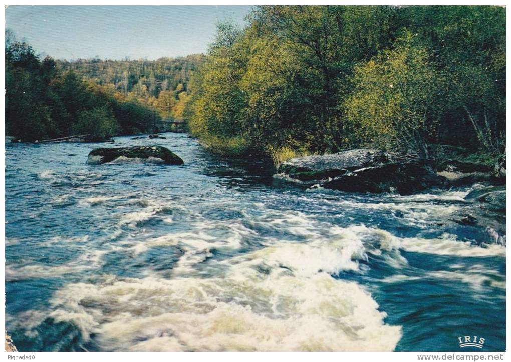 Cp , RÉGIONS , LIMOUSIN , La Creuse Aux Belles Eaux Bleues Rayées De Rochers Blancs Et De Remous écumeux - Limousin