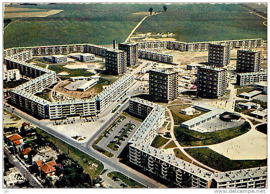 95 VILLIERS LE BEL GONESSE . VUE AERIENNE . LA FAUCONNIERE . - Villiers Le Bel