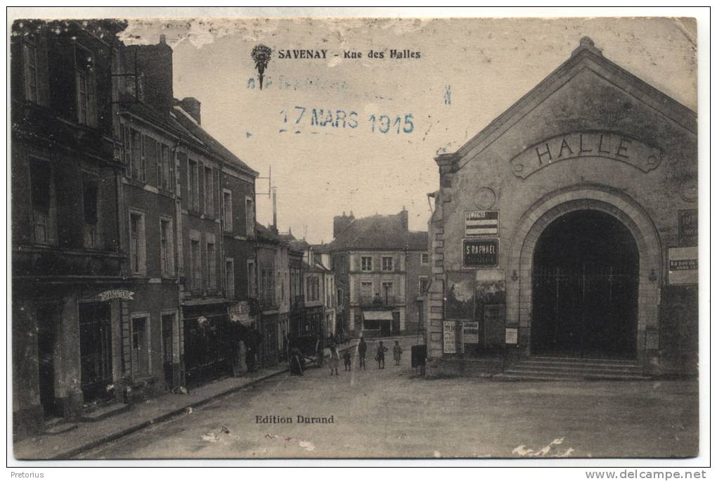 *** DEPT 44 / SAVENAY - RUE DES HALLES *** - Savenay