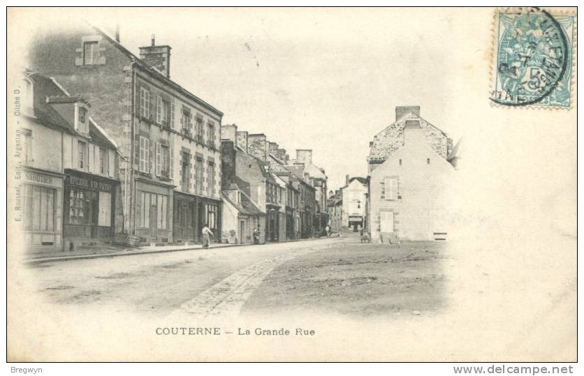 61 - CPA Pionnière Couterne - La Grande Rue - Autres & Non Classés