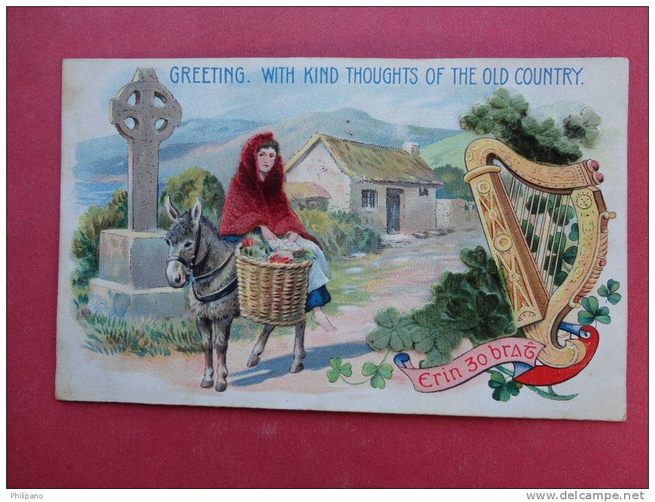 Embossed With Felt Greetings With Kind Thoughts Of The Old Country  Irish Ca 1910 Small Pin Hole  - - --ref 775 - Customs