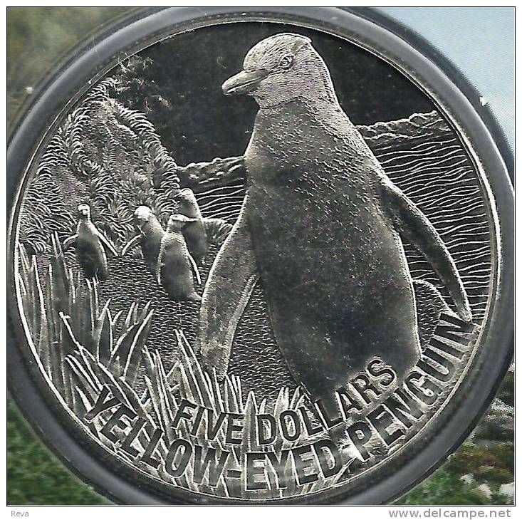 NEW ZEALAND $5 BIRD PENGUIN FRONT WOMAN QEII HEAD BACK 2011 UNC KM? READ DESCRIPTION CAREFULLY !!! - Nieuw-Zeeland