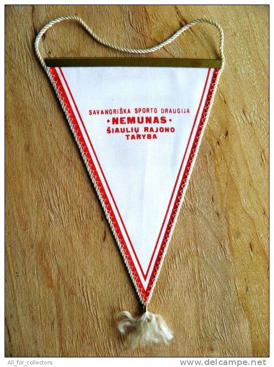 FANION PENNANT From Lithuania, Sport - Athletics