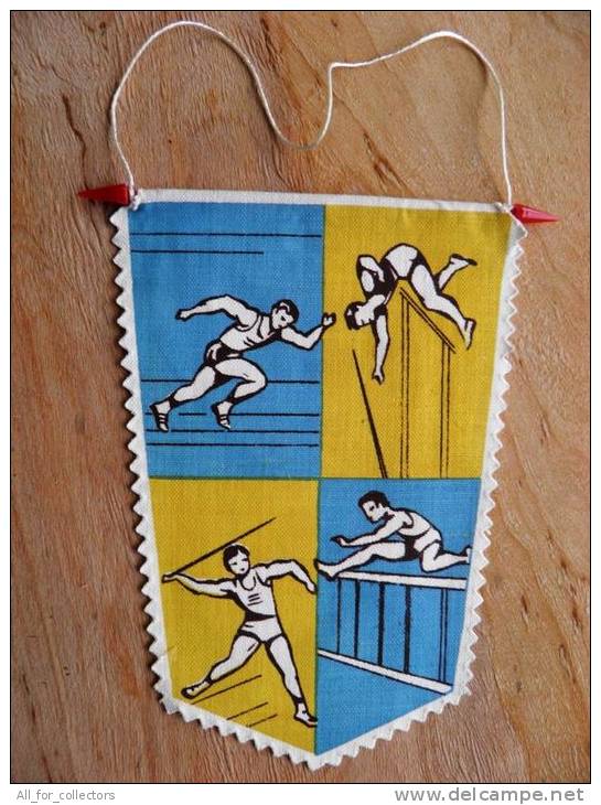 FANION PENNANT From Lithuania Sport Games Athletics Jumping Javelin - Athlétisme
