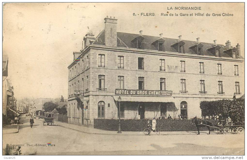 61 FLERS - Rue De La Gare Et Hôtel Du Gros Chêne - Flers