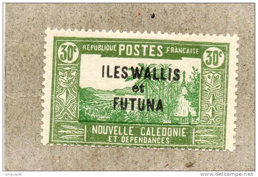 WALLIS Et FUTUNA : Paysage Wallisien : Case De Chef Indigène - Timbre De Nouvelle Calédonie (N°148) Surchargé - Unused Stamps