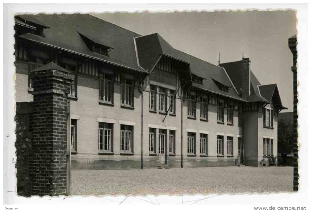 Montivilliers - Ecole De Garçons - Noir Et Blanc Dentelée - - Montivilliers