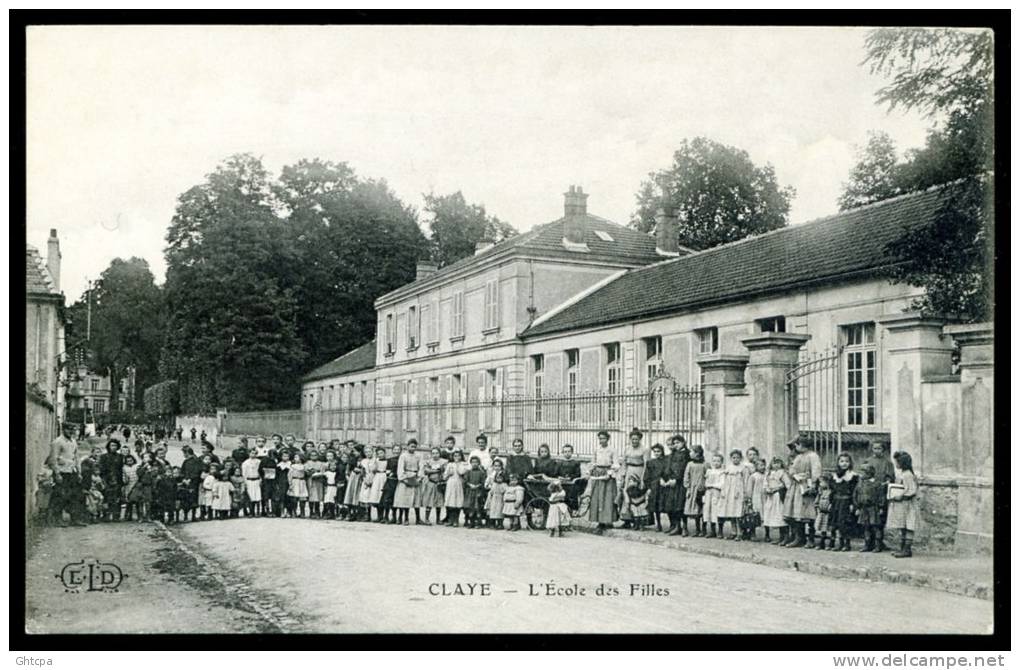 CPA.  CLAYE.  L'École De Filles. - Claye Souilly