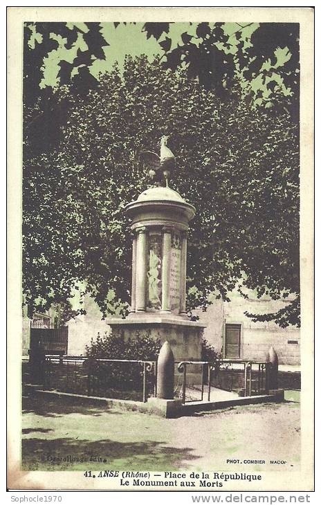 RHONE-ALPES - 69 - RHONE - ANSE - Place De La République - Le Monument Aux Morts - Anse