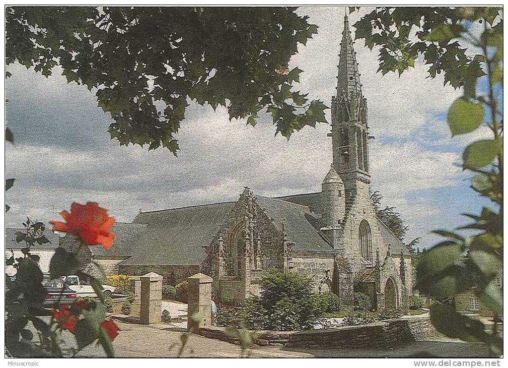 CPM 29 - La Foret Fouesnant - L´Eglise Et Le Calvaire à Chaire Extérieure - Autres & Non Classés