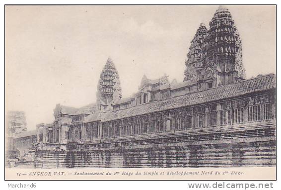 INDOCHINE VIETNAM CAMBODGE ANGKOR VAT SOUBASSEMENT DU 2e ETAGE DU TEMPLE ET DEVELOPPEMENT NORD Ed Comité Cambodgien - Cambodia