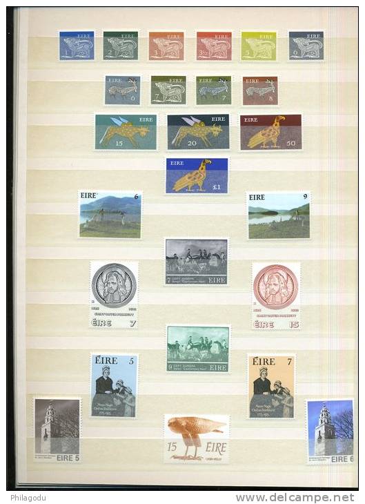 EIRE collection de timbres neufs cotée 570 E en 2002  MINT stamps 97% are never hinged