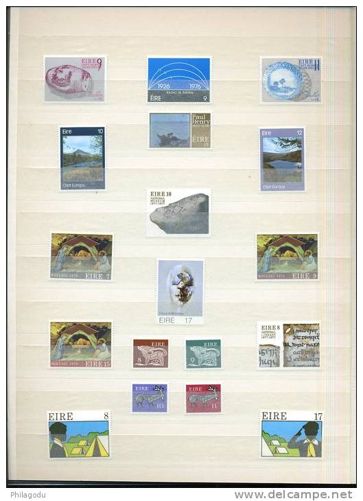 EIRE collection de timbres neufs cotée 570 E en 2002  MINT stamps 97% are never hinged