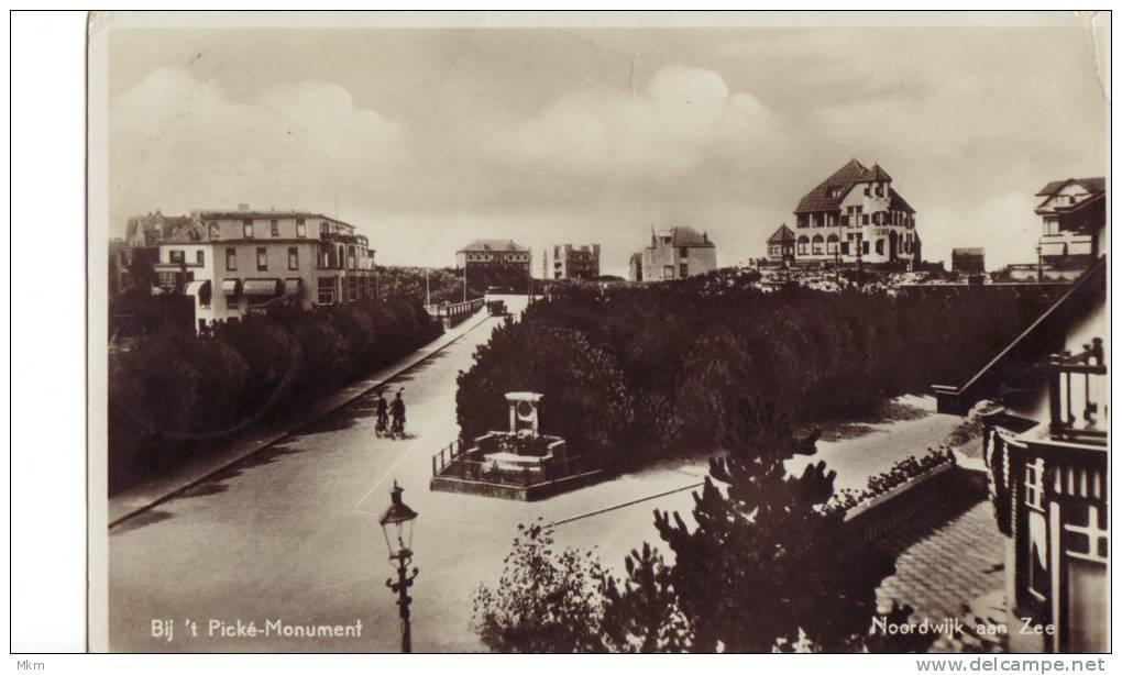 Bij Het Picke-Monument - Noordwijk (aan Zee)