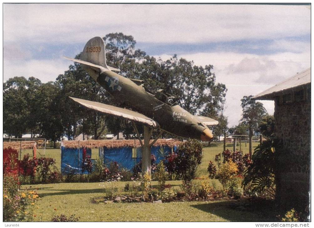 (666) Papua New Guinea - Papaousie Nouvelle Guinée - Goroka Museum With US Warplane - Papouasie-Nouvelle-Guinée