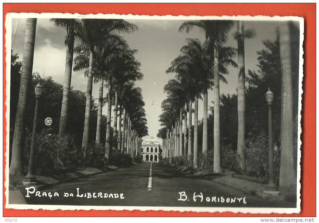 C1282 Praça Da Liberdade Belo Horizonte. Circulé, Date Illisible, Vers La Suisse Suissa - Belo Horizonte