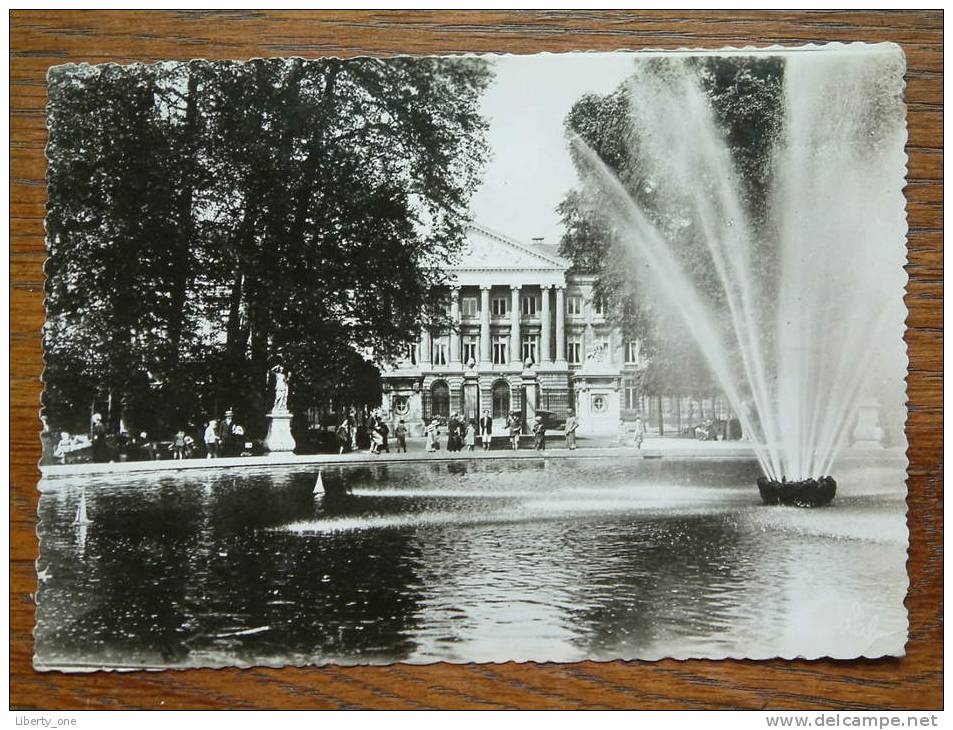 Le Parlement - The Parlement BRUSSELS / Anno 1958 ( Expo ) ( Zie Foto Voor Details ) !! - International Institutions