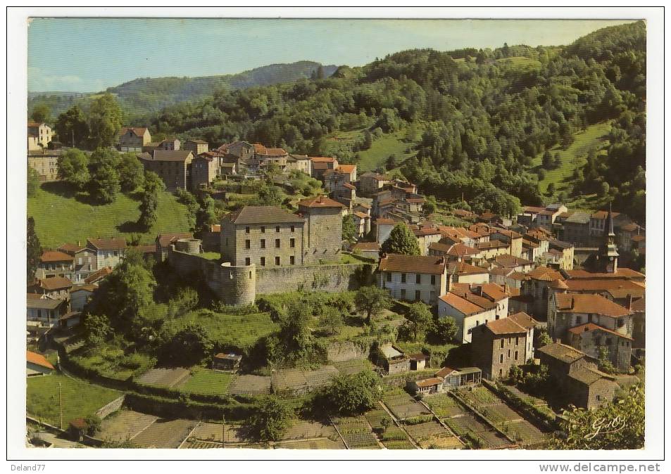 OLLIERGUES - Vue D'Ensemble Sur Le Château Féodal Et Vestiges D'Enceintes Côté Nord - Olliergues