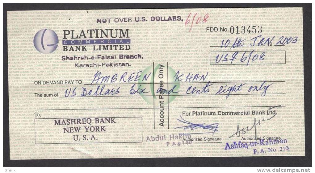 PAKISTAN Cheque Platinum Bank Karachi 10-1-2003 - Bank & Insurance