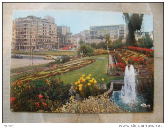 Belgium -  Ostende Oostende   - L'Horloge Fleurie Et La Poste   D92530 - Oostende