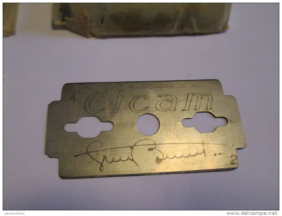 CICAM/ Avec Signature/4  Lames //vers 1945-55   PARF50 - Razor Blades