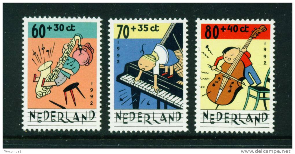 NETHERLANDS  -  1992  Child Welfare Unmounted Mint - Unused Stamps