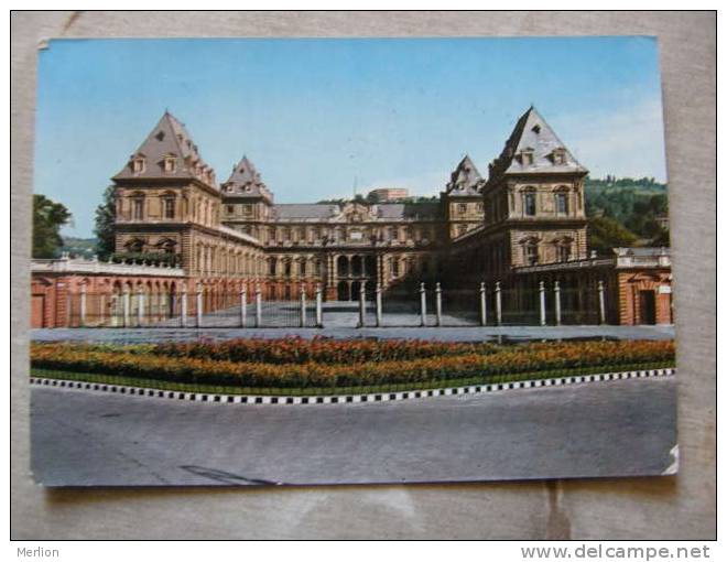 Italia -TORINO - PIl Castello Del Valentino  PU 1963    D92767 - Castello Del Valentino