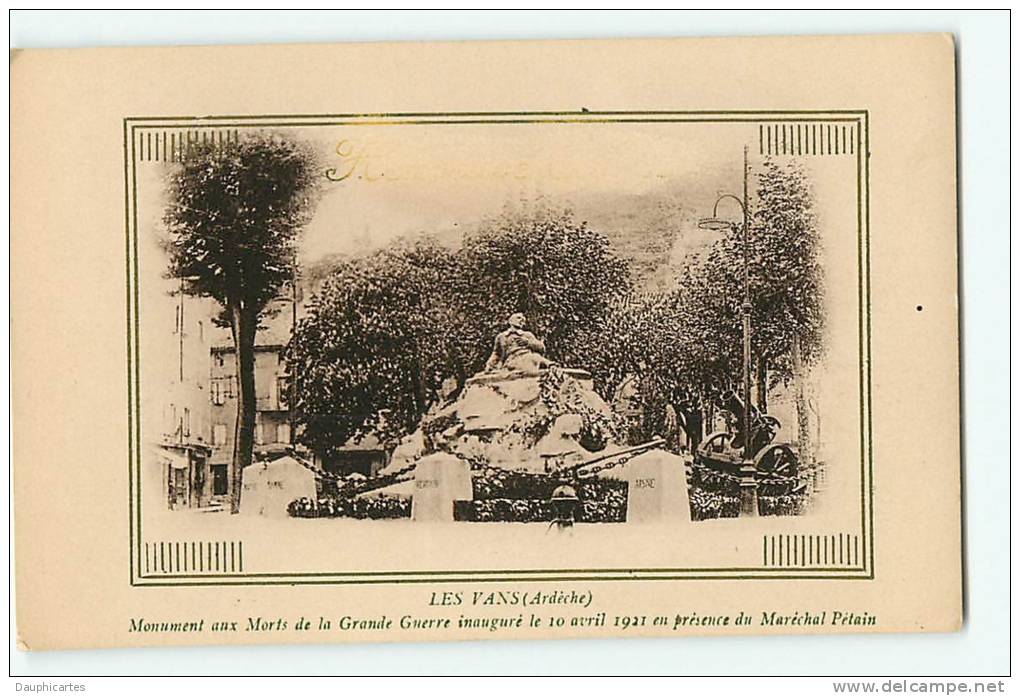 LES VANS - Monument Aux Morts Inauguré En 1921 En Présence Du Maréchal Pétain -  Edition Brunel - 2  Scans - Les Vans