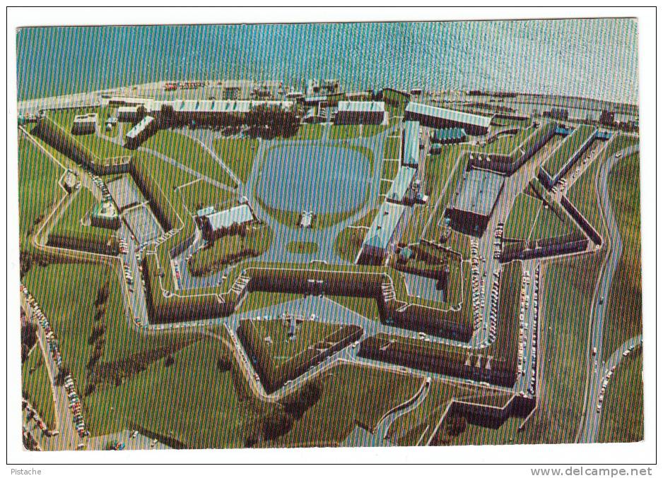 Québec P.Q. Qué. - La Citadelle - Militaire - Carte Avec Timbre Imprimée Du Même Thème - État TB - 2 Scans - Québec - La Citadelle