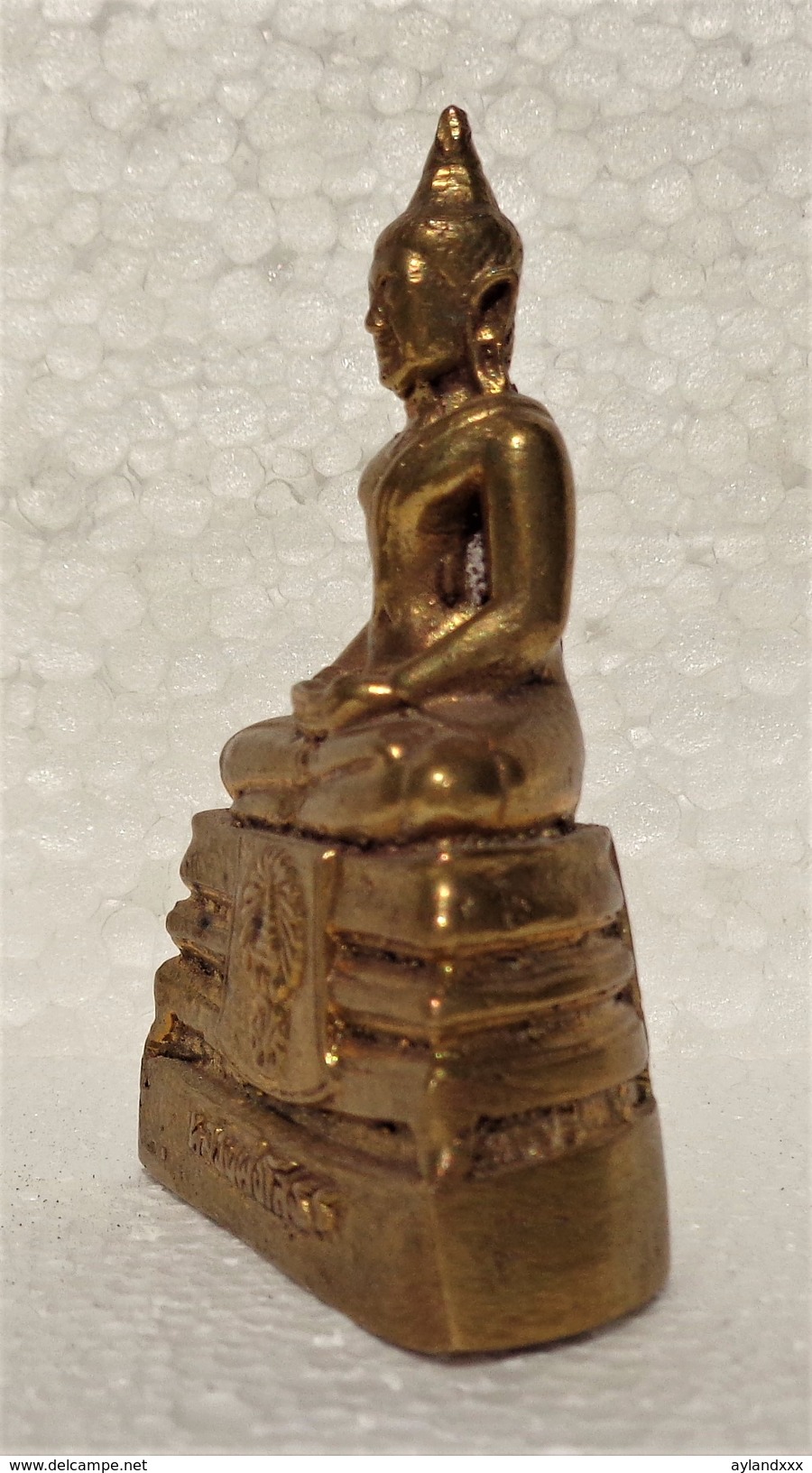 THAILAND: Fine Thai Gilt Small Bronze Buddha Figurine - Arte Asiatica