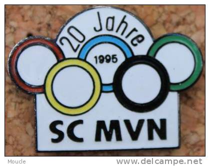 20 ANS SC MVN - 20 JAHRE - 1995 - ANNEAUX OLYMPIQUES - SUISSE - SCHWEIZ     -    (ROUGE) - Gymnastique